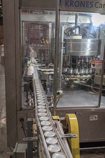 Simmons Pet Food's canning line